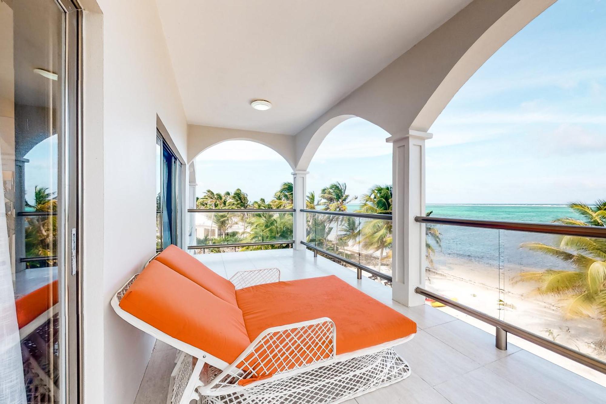 Blue Water Beach Villas San Pedro  Room photo