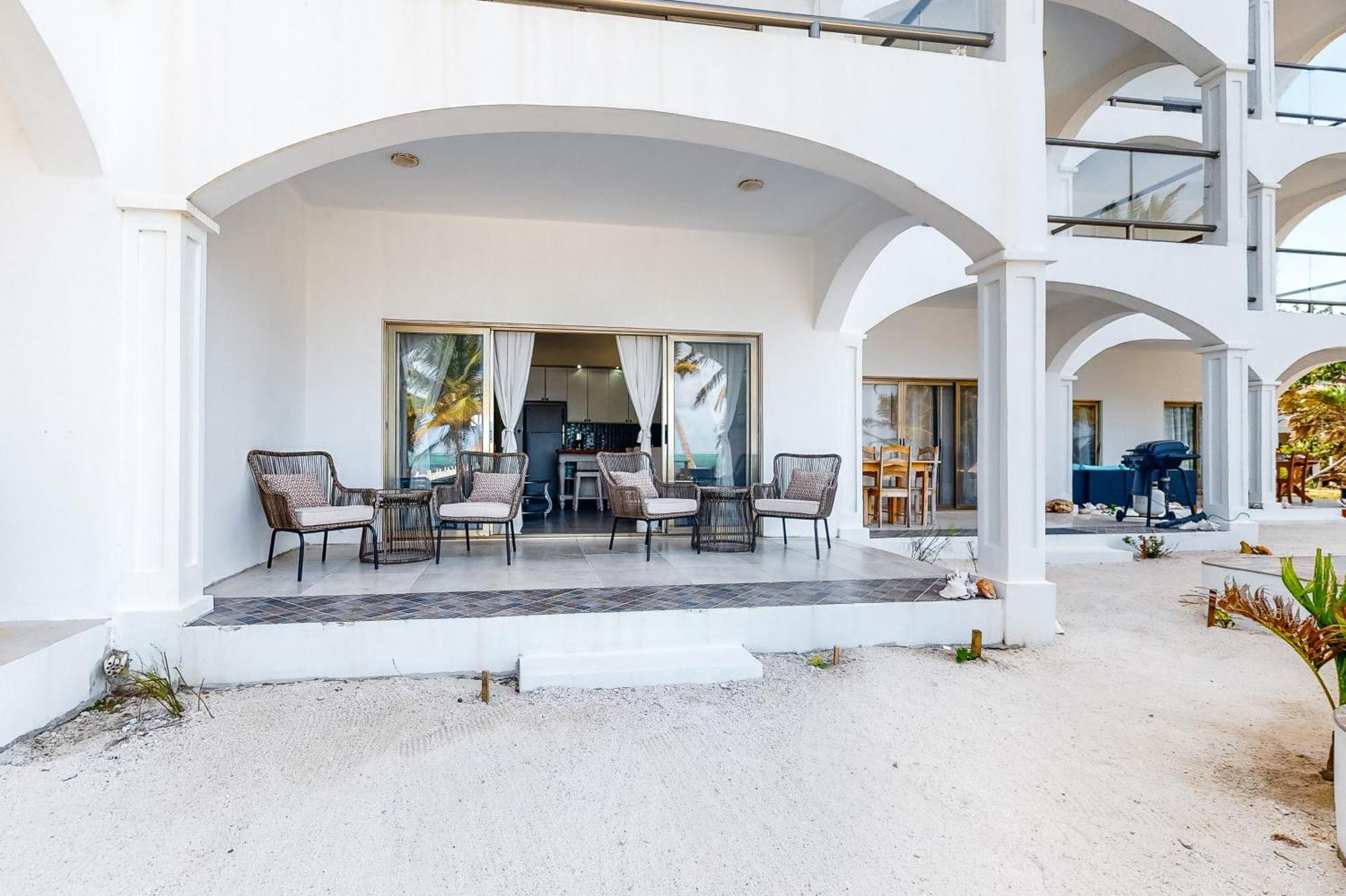 Blue Water Beach Villas San Pedro  Room photo